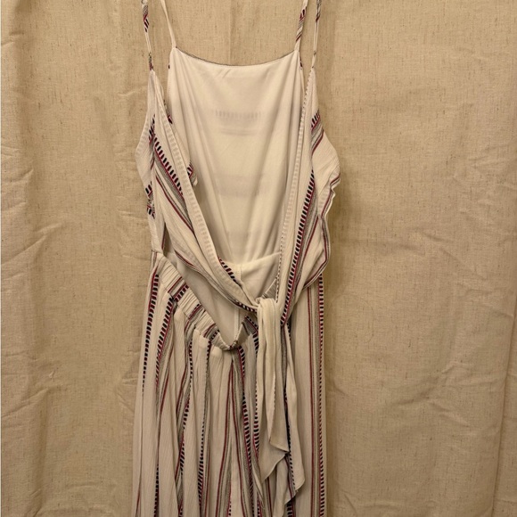 Striped Sleeveless Jumpsuit - Picture 3 of 4